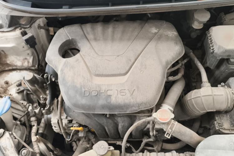 Used Hyundai Elantra (5th Generation / Langdong) 2016 1.6L Automatic Smart Version Engine Bay