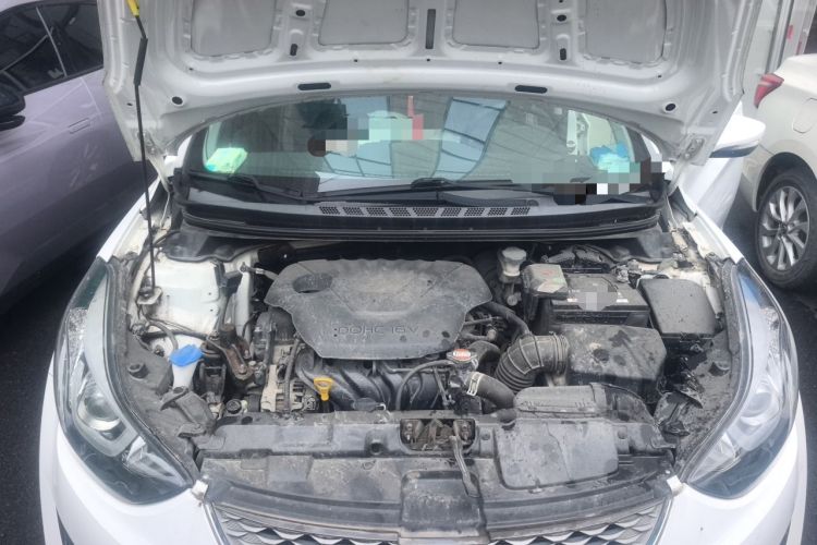 Used Hyundai Elantra (5th Generation / Langdong) 2016 1.6L Automatic Prestige Model Engine Bay
