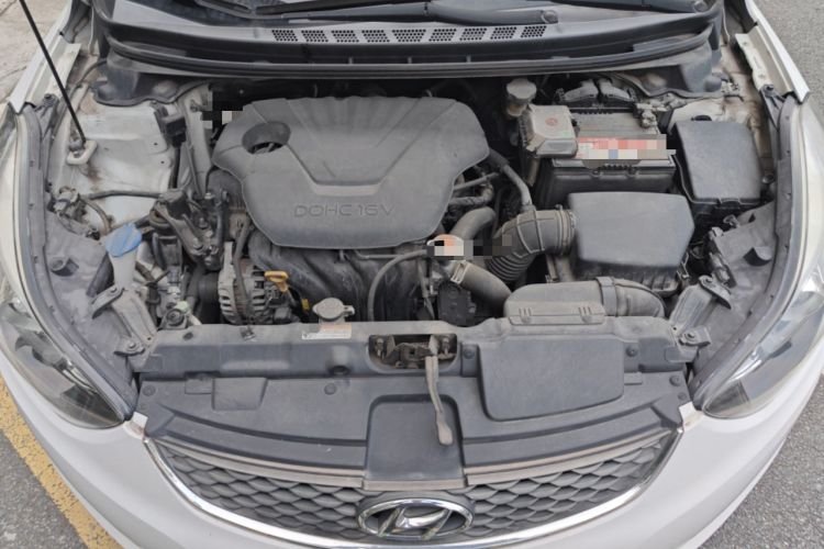 Used Hyundai Elantra (5th Generation / Langdong) 2016 1.6L Automatic Prestige Model Engine Bay