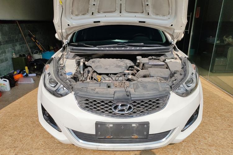 Used Hyundai Elantra (5th Generation / Langdong) 2016 1.6L Automatic Prestige Model Engine Bay