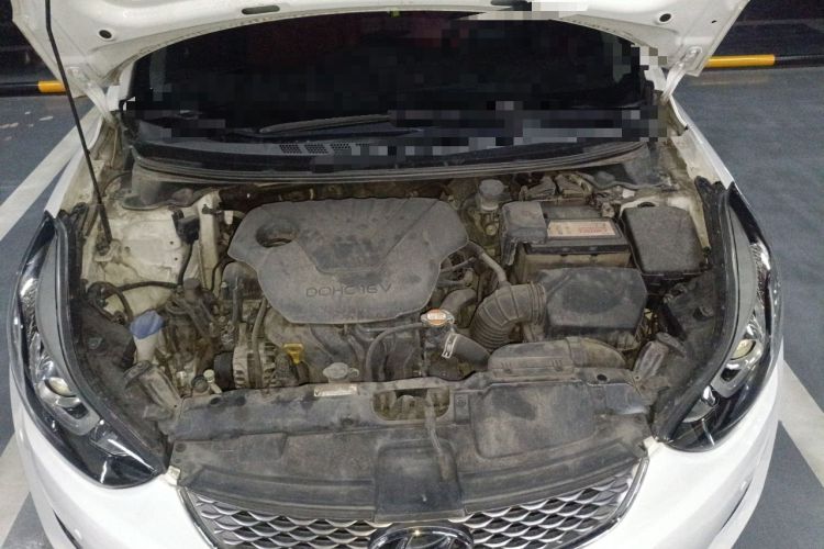 Used Hyundai Elantra (5th Generation / Langdong) 2016 1.6L Automatic Prestige Model Engine Bay