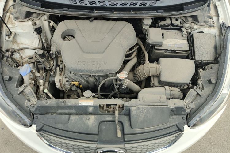 Used Hyundai Elantra (5th Generation / Langdong) 2016 1.6L Automatic Prestige Model Engine Bay