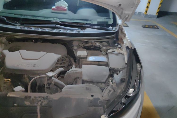 Used Hyundai Elantra (5th Generation / Langdong) 2016 1.6L Automatic Prestige Model Engine Bay Left