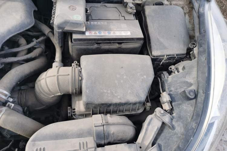 Used Hyundai Elantra (5th Generation / Langdong) 2016 1.6L Automatic Smart Version Engine Bay Left