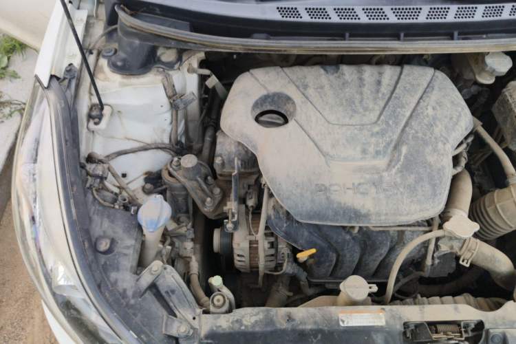 Used Hyundai Elantra (5th Generation / Langdong) 2016 1.6L Automatic Prestige Model Engine Bay Left