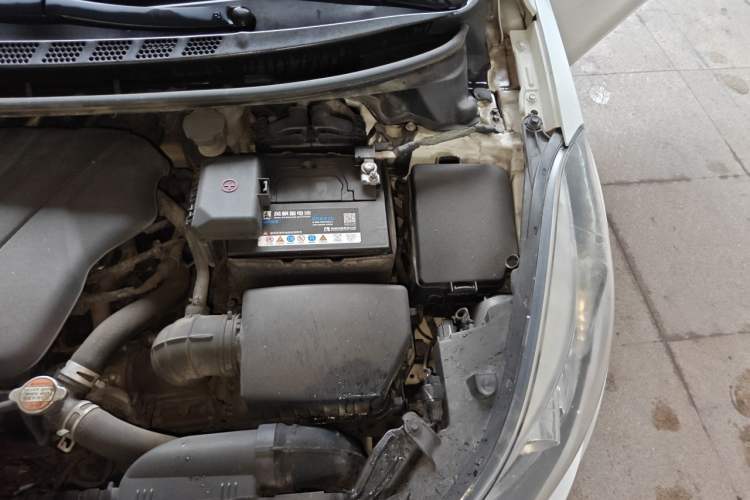 Used Hyundai Elantra (5th Generation / Langdong) 2016 1.6L Automatic Prestige Model Engine Bay Left