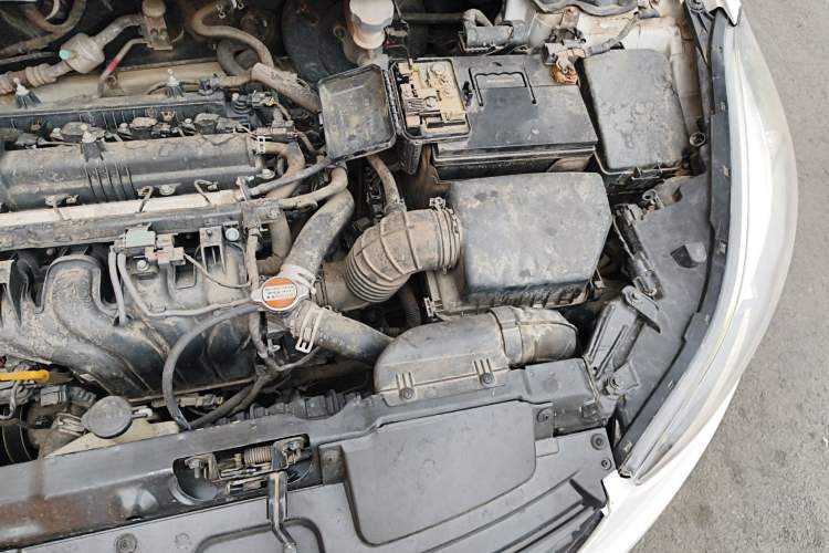 Used Hyundai Elantra (5th Generation / Langdong) 2016 1.6L Manual Luxury Model Engine Bay Left