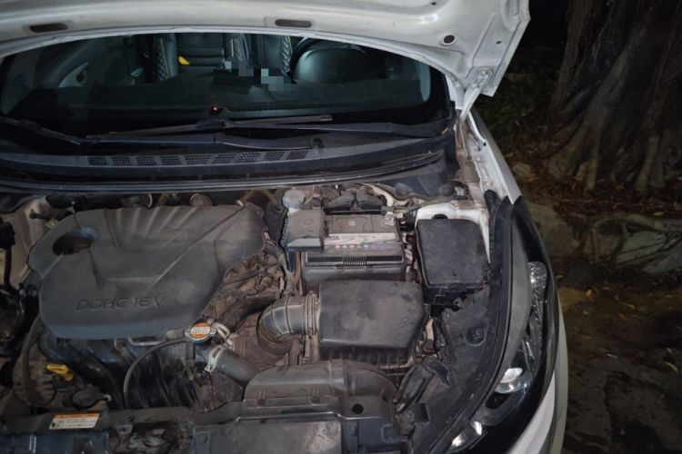 Used Hyundai Elantra (5th Generation / Langdong) 2016 1.6L Automatic Smart Version Engine Bay Left