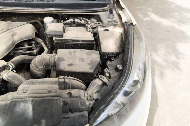Used Hyundai Elantra (5th Generation / Langdong) 2016 1.6L Automatic Prestige Model Engine Bay Left