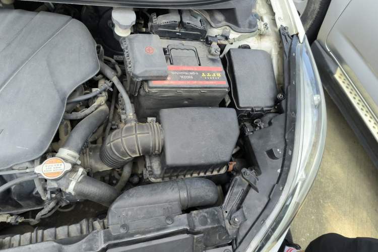 Used Hyundai Elantra (5th Generation / Langdong) 2016 1.6L Automatic Prestige Model Engine Bay Left