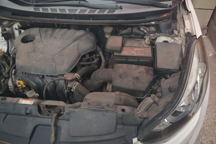 Used Hyundai Elantra (5th Generation / Langdong) 2016 1.6L Automatic Prestige Model Engine Bay Left