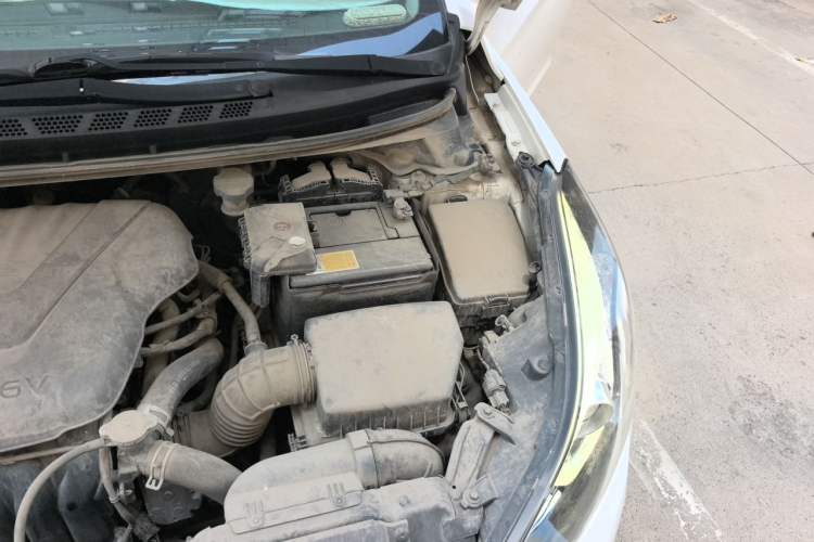 Used Hyundai Elantra (5th Generation / Langdong) 2016 1.6L Automatic Prestige Model Engine Bay Left