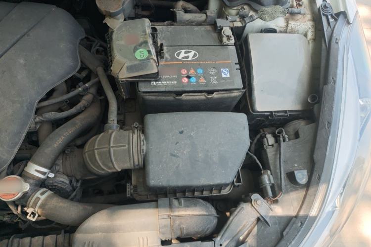 Used Hyundai Elantra (5th Generation / Langdong) 2016 1.6L Manual Luxury Model Engine Bay Left