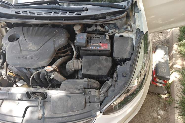 Used Hyundai Elantra (5th Generation / Langdong) 2016 1.6L Automatic Smart Version Engine Bay Left