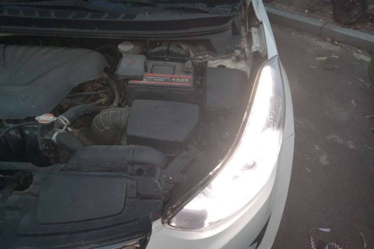 Used Hyundai Elantra (5th Generation / Langdong) 2016 1.6L Automatic Prestige Model Engine Bay Left
