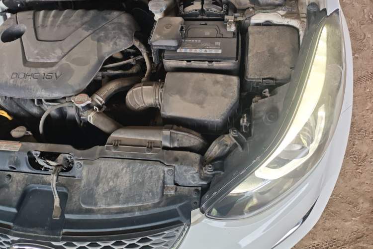 Used Hyundai Elantra (5th Generation / Langdong) 2016 1.6L Automatic Prestige Model Engine Bay Left