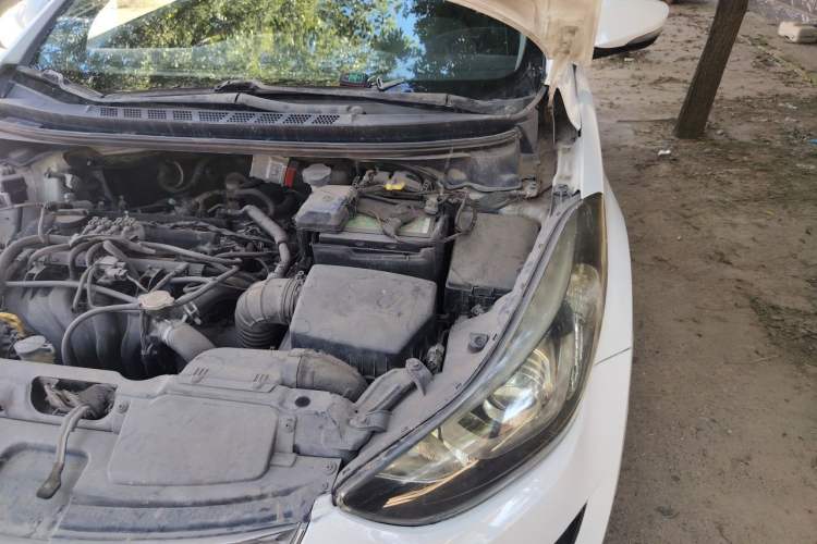 Used Hyundai Elantra (5th Generation / Langdong) 2016 1.6L Automatic Prestige Model Engine Bay Left