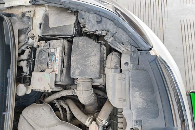 Used Hyundai Elantra (5th Generation / Langdong) 2016 1.6L Automatic Smart Version Engine Bay Left
