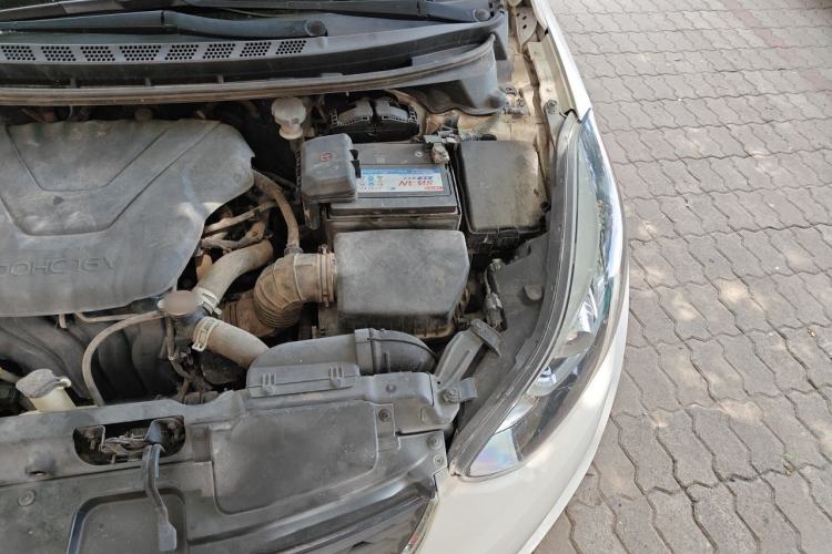 Used Hyundai Elantra (5th Generation / Langdong) 2016 1.6L Automatic Smart Version Engine Bay Left