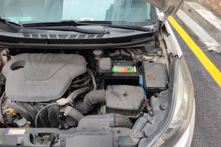 Used Hyundai Elantra (5th Generation / Langdong) 2016 1.6L Automatic Smart Version Engine Bay Left