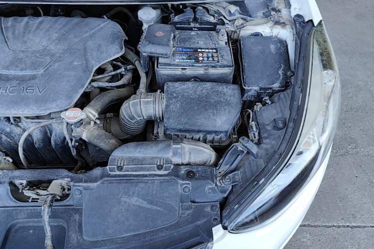 Used Hyundai Elantra (5th Generation / Langdong) 2016 1.6L Automatic Prestige Model Engine Bay Left