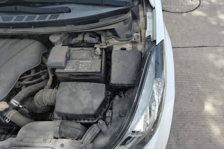 Used Hyundai Elantra (5th Generation / Langdong) 2016 1.6L Automatic Prestige Model Engine Bay Left