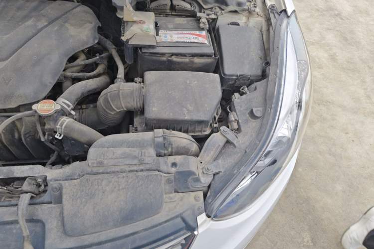 Used Hyundai Elantra (5th Generation / Langdong) 2016 1.6L Automatic Prestige Model Engine Bay Left