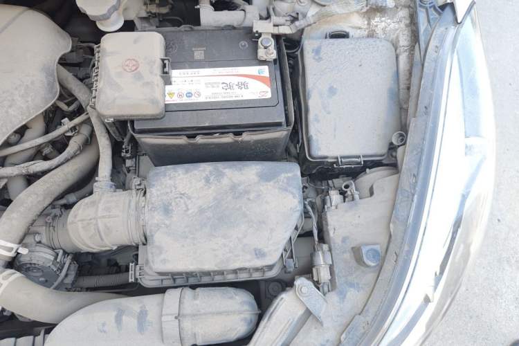 Used Hyundai Elantra (5th Generation / Langdong) 2016 1.6L Manual Luxury Model Engine Bay Left