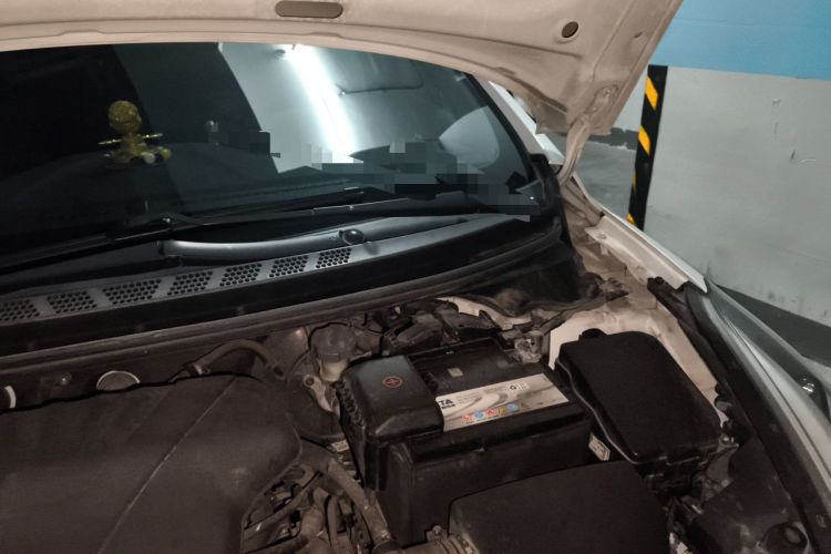 Used Hyundai Elantra (5th Generation / Langdong) 2016 1.6L Automatic Prestige Model Engine Bay Left