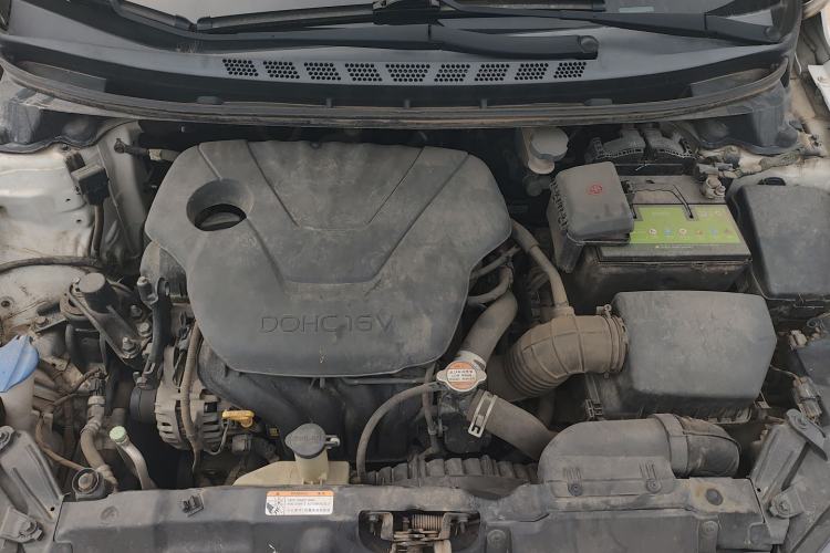 Used Hyundai Elantra (5th Generation / Langdong) 2016 1.6L Automatic Smart Version Engine Bay