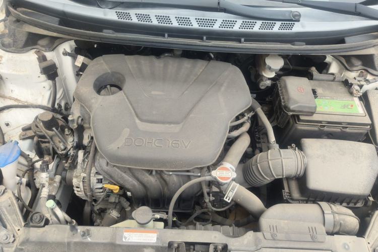 Used Hyundai Elantra (5th Generation / Langdong) 2016 1.6L Manual Fashion Edition Engine Bay