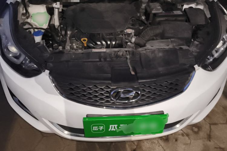 Used Hyundai Elantra (5th Generation / Langdong) 2016 1.6L Automatic Smart Version Engine Bay