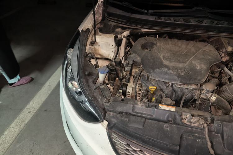 Used Hyundai Elantra (5th Generation / Langdong) 2016 1.6L Automatic Prestige Model Engine Bay Right