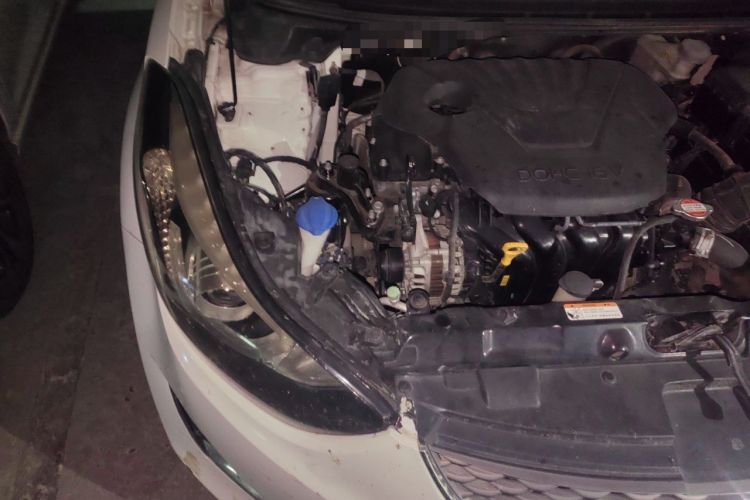Used Hyundai Elantra (5th Generation / Langdong) 2016 1.6L Automatic Smart Version Engine Bay Right