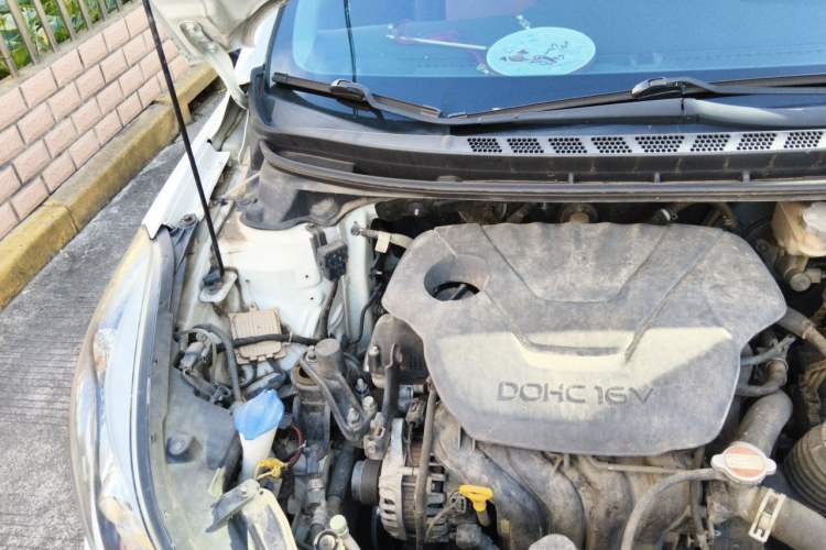 Used Hyundai Elantra (5th Generation / Langdong) 2016 1.6L Automatic Prestige Model Engine Bay Right