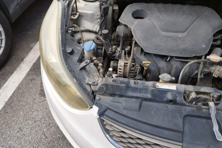 Used Hyundai Elantra (5th Generation / Langdong) 2016 1.6L Automatic Prestige Model Engine Bay Right
