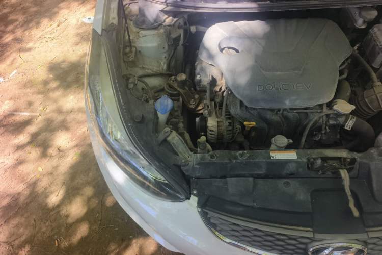Used Hyundai Elantra (5th Generation / Langdong) 2016 1.6L Automatic Smart Version Engine Bay Right