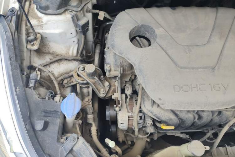 Used Hyundai Elantra (5th Generation / Langdong) 2016 1.6L Automatic Prestige Model Engine Bay Right