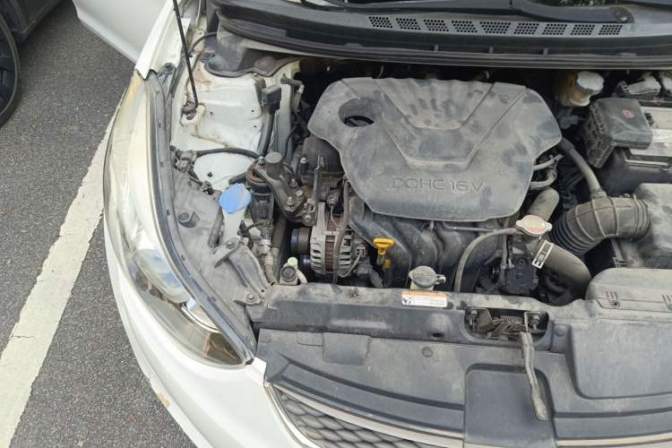 Used Hyundai Elantra (5th Generation / Langdong) 2016 1.6L Automatic Prestige Model Engine Bay Right