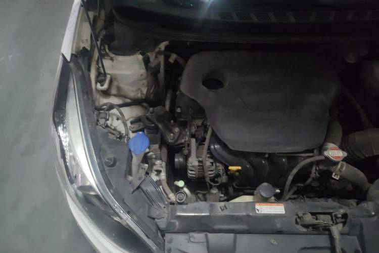Used Hyundai Elantra (5th Generation / Langdong) 2016 1.6L Automatic Prestige Model Engine Bay Right
