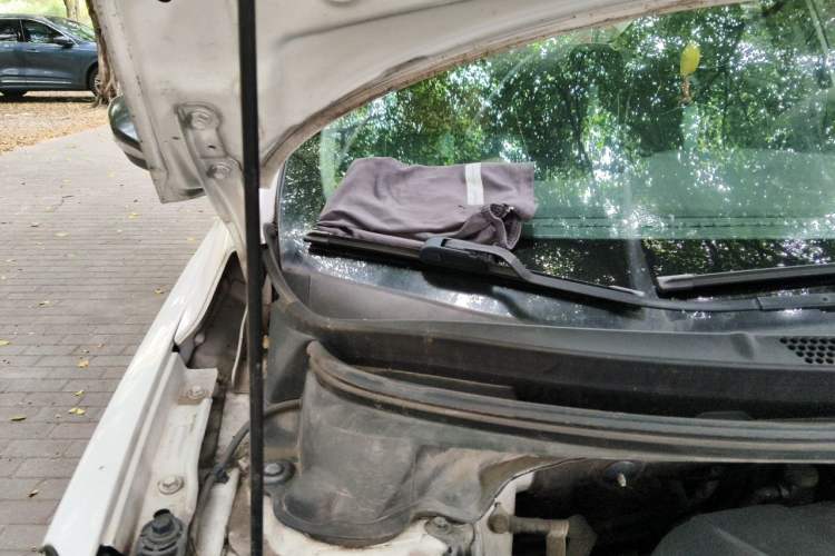 Used Hyundai Elantra (5th Generation / Langdong) 2016 1.6L Automatic Smart Version Engine Bay Right