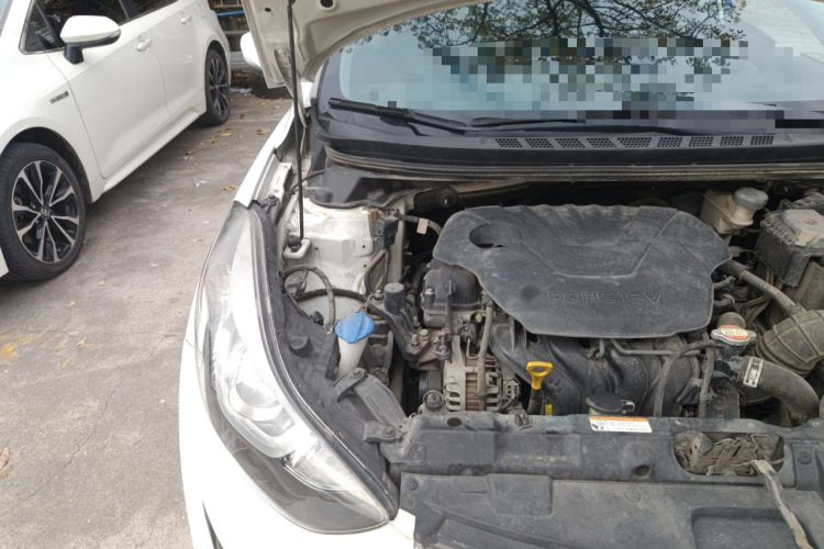 Used Hyundai Elantra (5th Generation / Langdong) 2016 1.6L Automatic Prestige Model Engine Bay Right