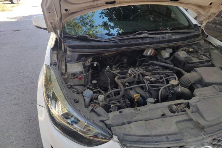 Used Hyundai Elantra (5th Generation / Langdong) 2016 1.6L Automatic Prestige Model Engine Bay Right