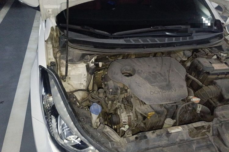 Used Hyundai Elantra (5th Generation / Langdong) 2016 1.6L Automatic Prestige Model Engine Bay Right
