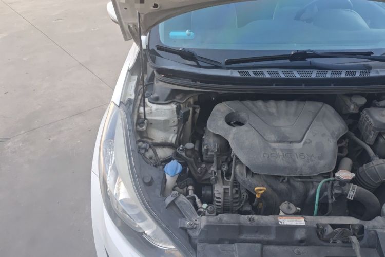 Used Hyundai Elantra (5th Generation / Langdong) 2016 1.6L Automatic Prestige Model Engine Bay Right