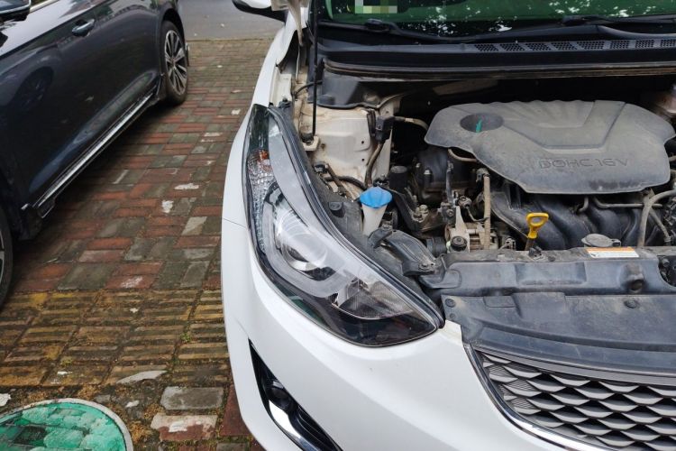 Used Hyundai Elantra (5th Generation / Langdong) 2016 1.6L Automatic Prestige Model Engine Bay Right