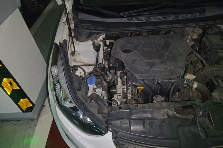 Used Hyundai Elantra (5th Generation / Langdong) 2016 1.6L Automatic Prestige Model Engine Bay Right
