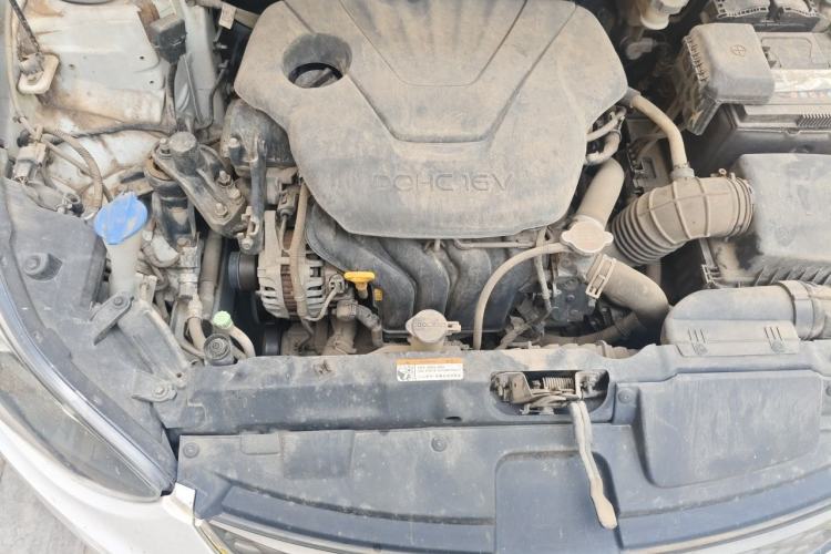Used Hyundai Elantra (5th Generation / Langdong) 2016 1.6L Automatic Prestige Model Engine Bay