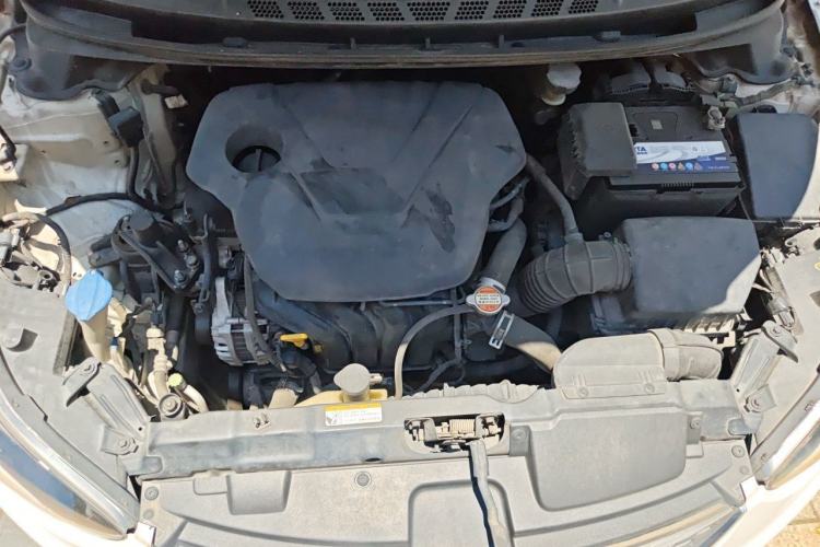 Used Hyundai Elantra (5th Generation / Langdong) 2016 1.6L Automatic Prestige Model Engine Bay