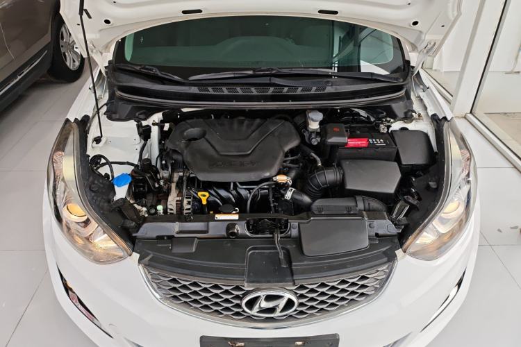 Used Hyundai Elantra (5th Generation / Langdong) 2016 1.6L Automatic Prestige Model Engine Bay